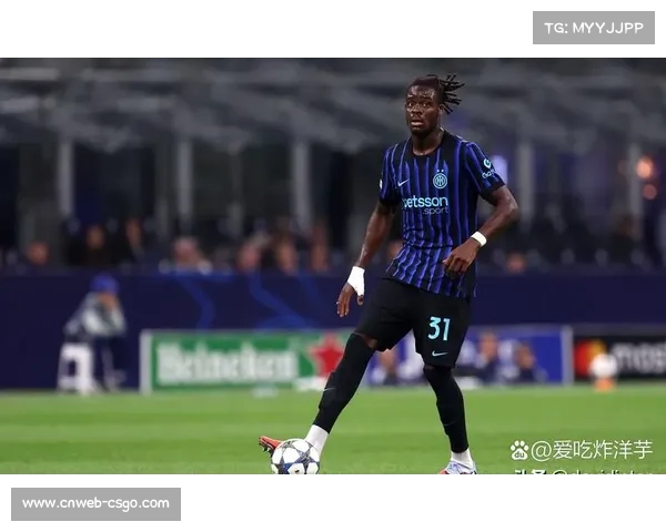 比塞克:我、阿坎吉和巴斯托尼是最好的防守配置? 比塞克:我、阿坎吉和巴斯托尼是最好的防守配置?